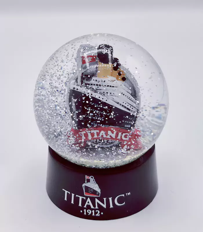 Titanic Waterball